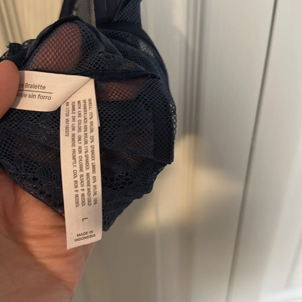 NWT Auden Navy Satin and Lace Bralette - Picture 4 of 5